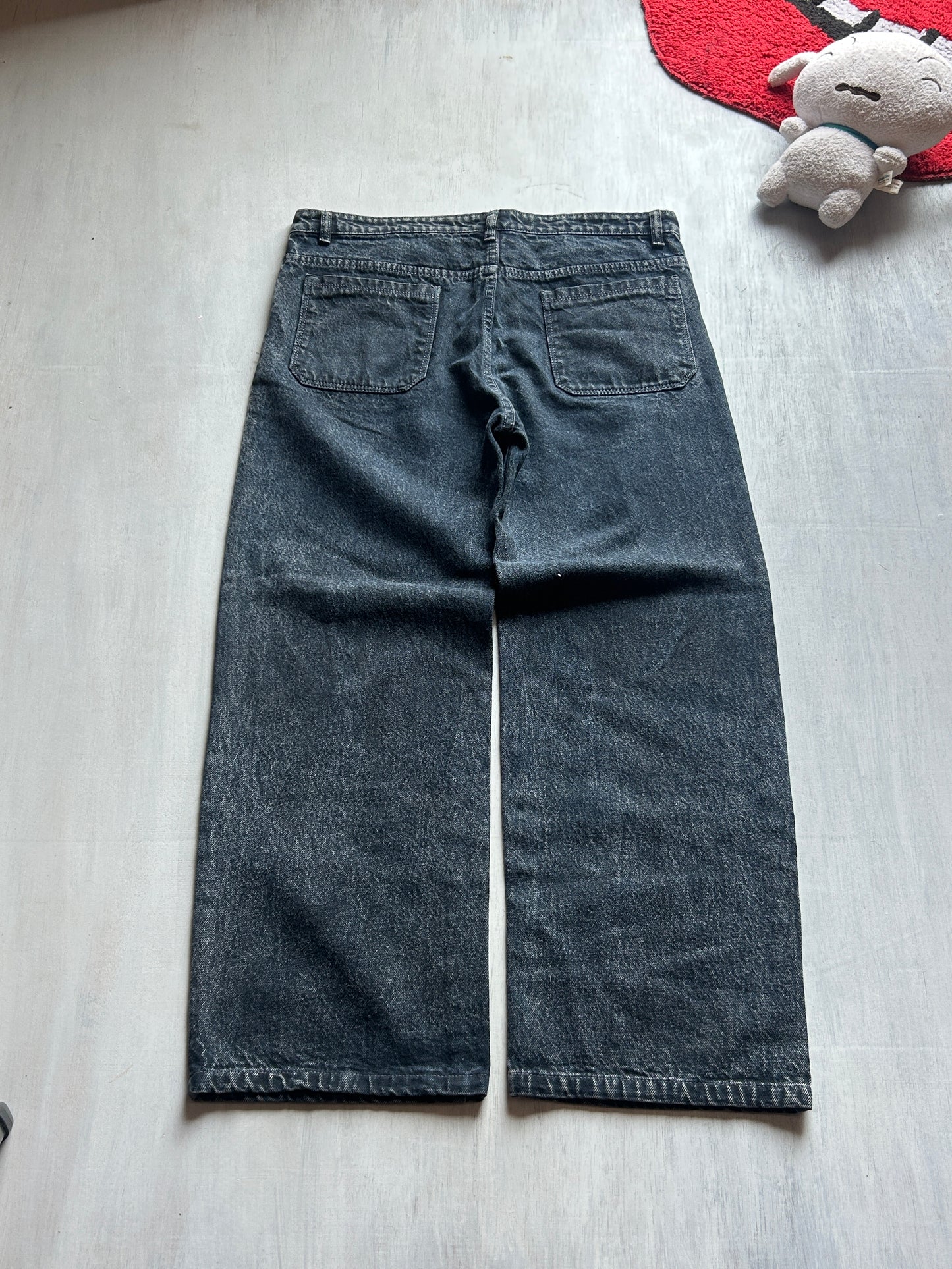 Charcoal Grey Straight-Leg High-Waist Denim - (L)
