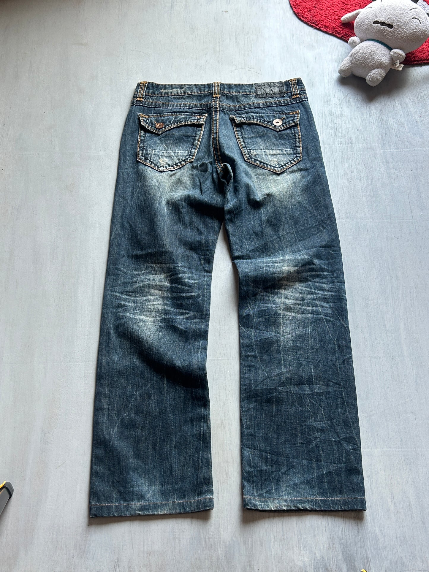 Vintage Wash Straight-Leg Denim Jeans - (XL)